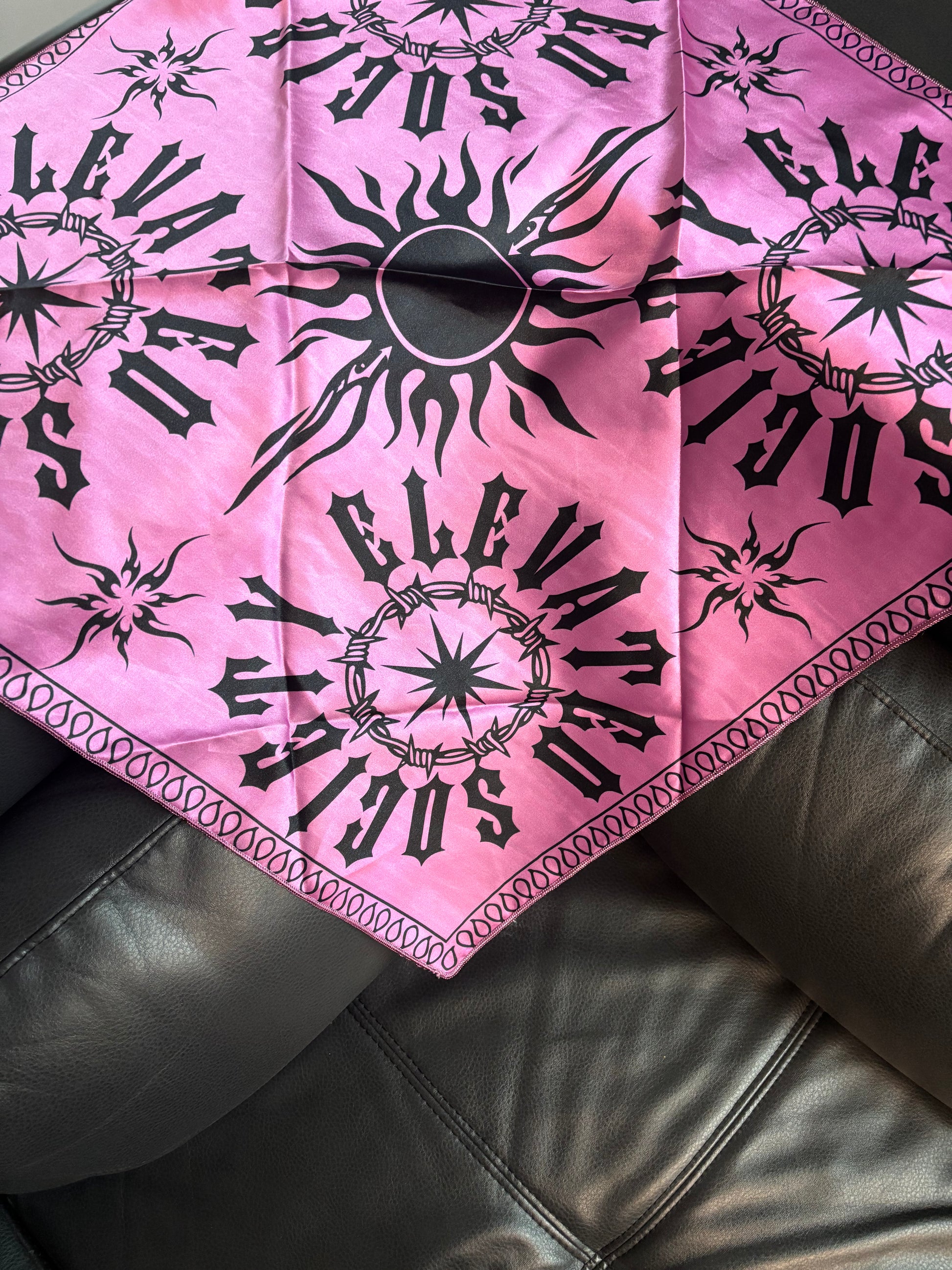 ES Bandana