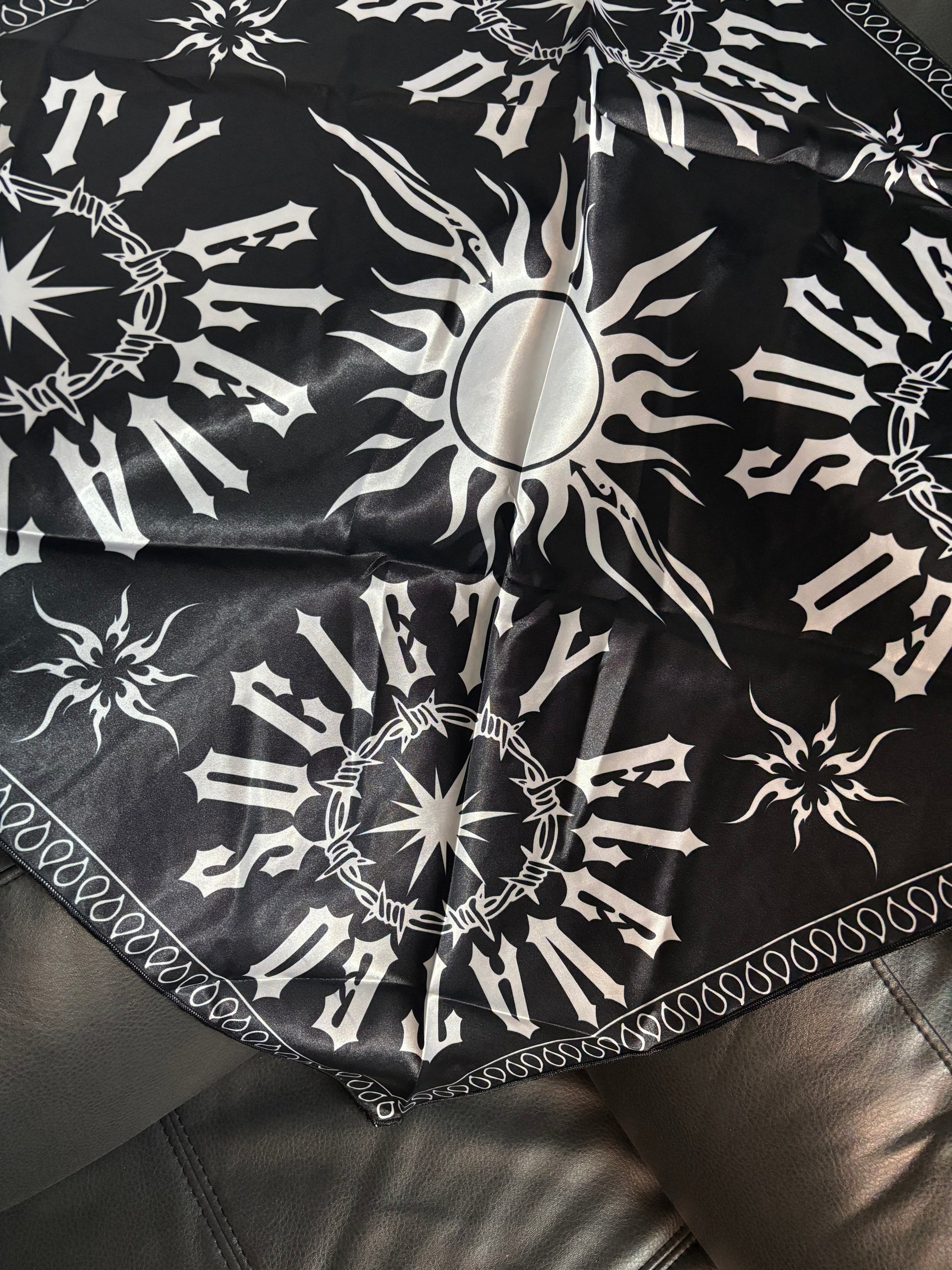 ES Bandana
