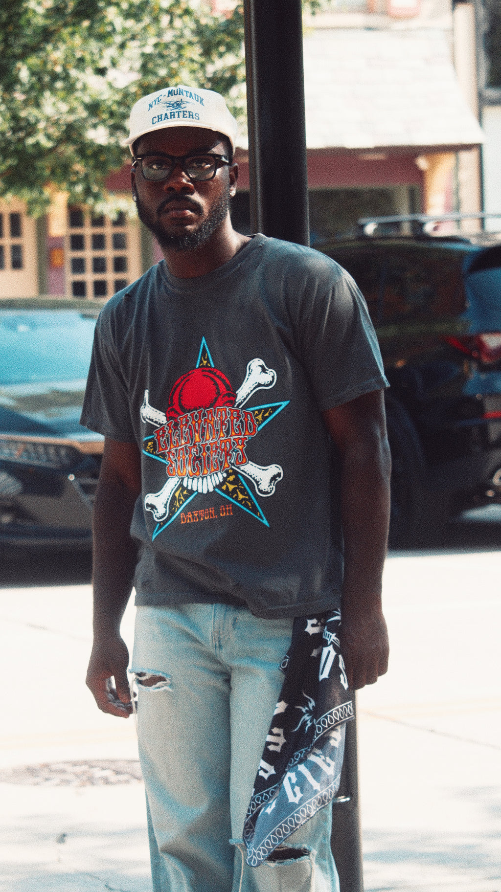 ES Star Graphic Tee